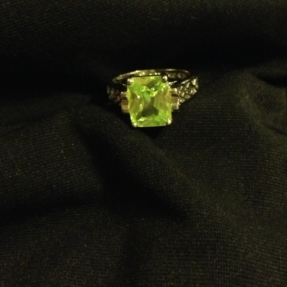 Appletini ring! - Picture 4 of 4